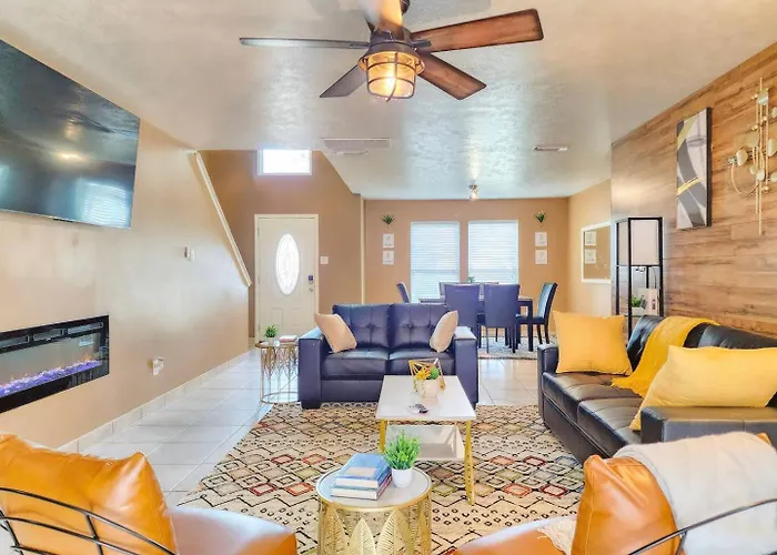Katy Oasis W Game Room